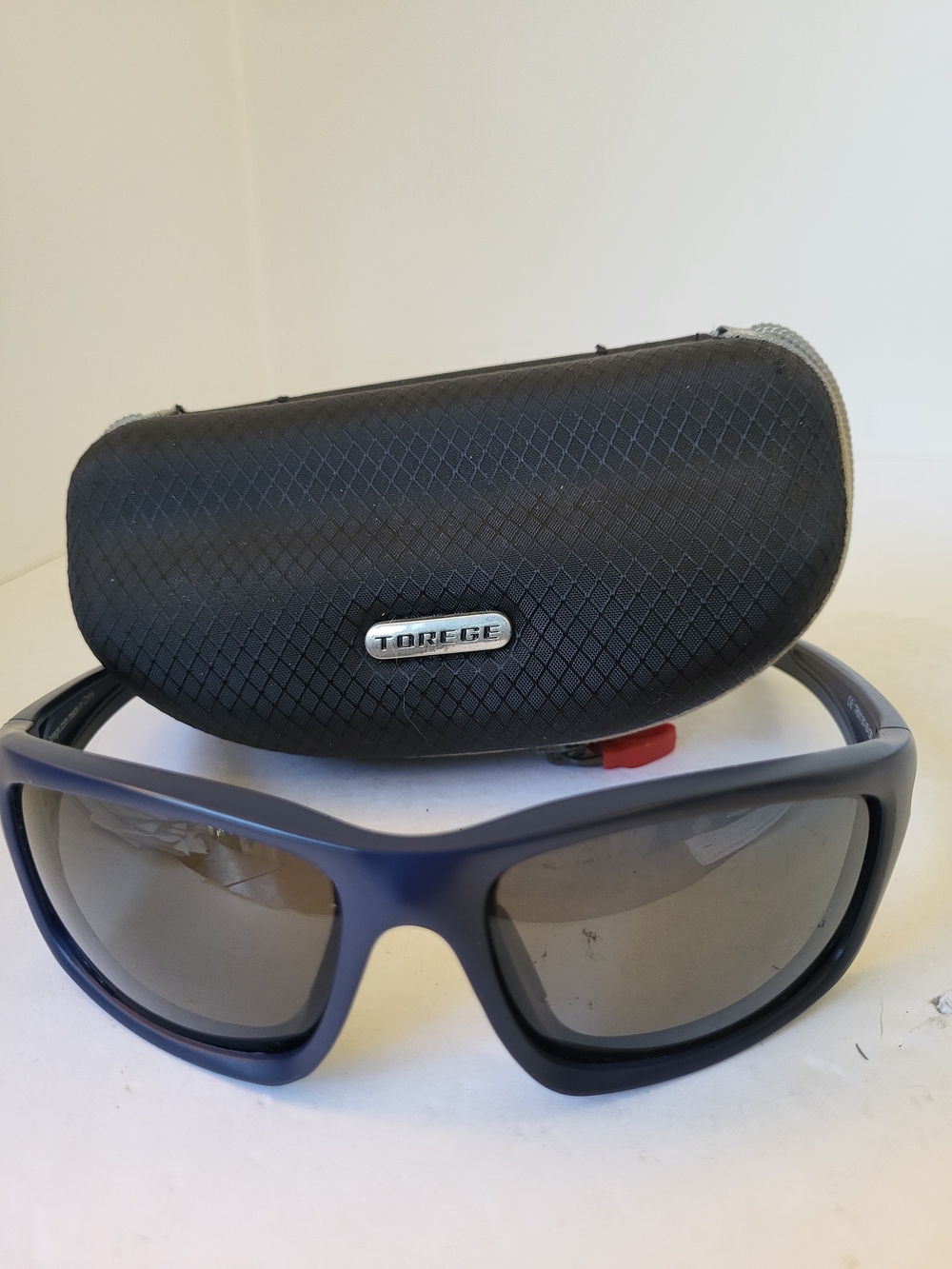 TOREGE TRO11 Matte Navy Wrap Sports Sunglasses with Black Case